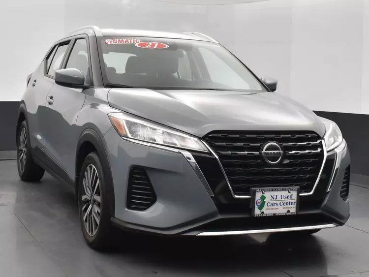 2021 Nissan Kicks SV Sport Utility 4D photo