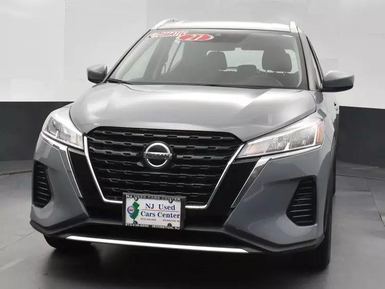 2021 Nissan Kicks SV Sport Utility 4D photo