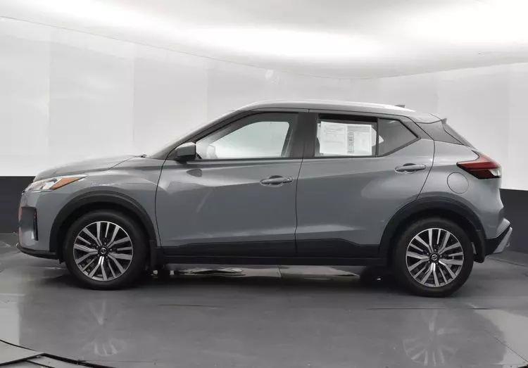 2021 Nissan Kicks SV Sport Utility 4D photo