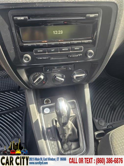 2015 Volkswagen Jetta Sedan 4dr Auto 1.8T SE PZEV photo