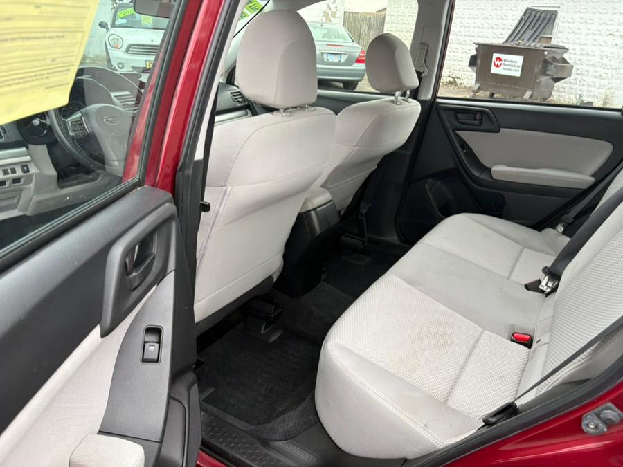 2014 Subaru Forester 2.5i photo