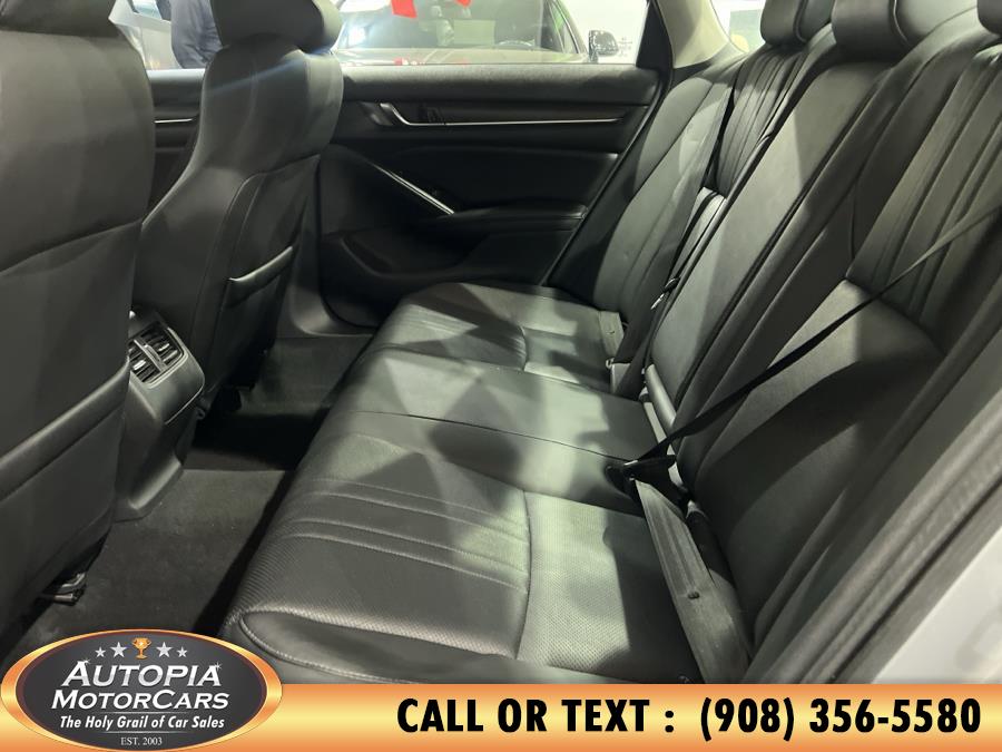 2020 Honda Accord TOURING photo