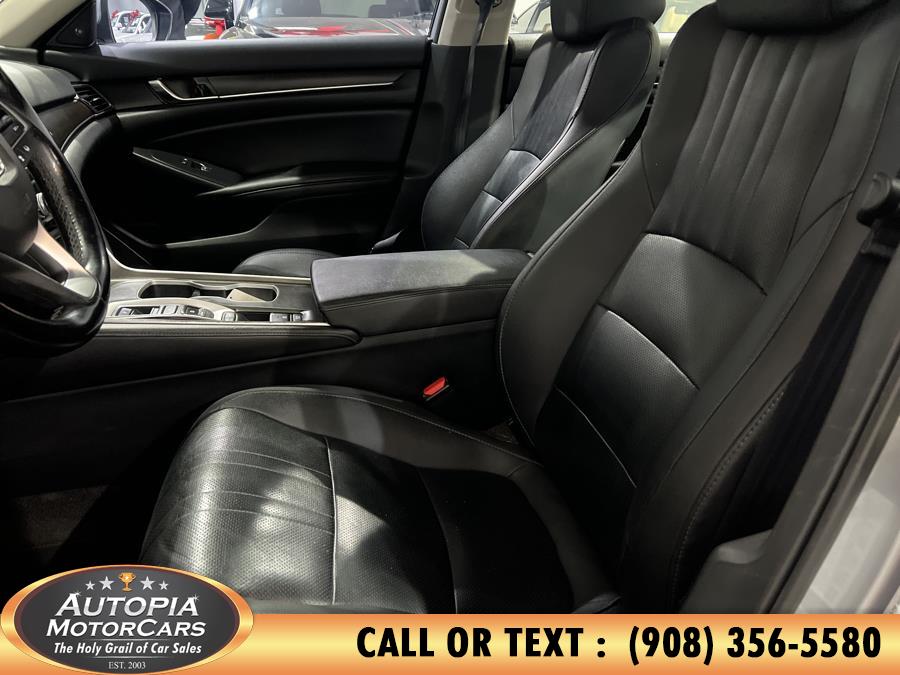 2020 Honda Accord TOURING photo