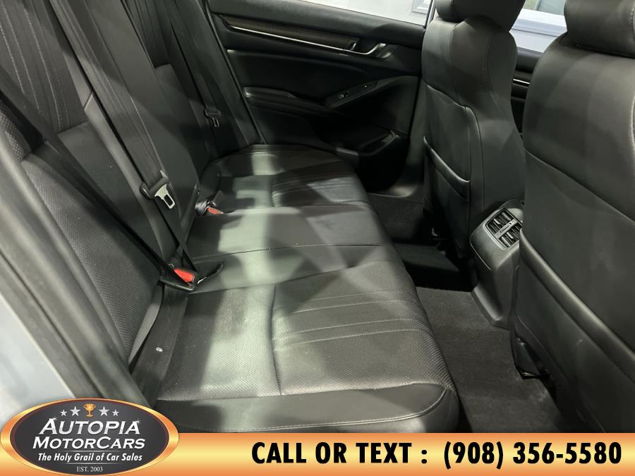 2020 Honda Accord TOURING photo