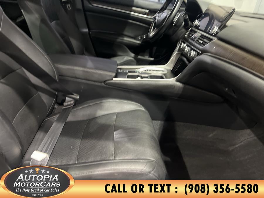 2020 Honda Accord TOURING photo