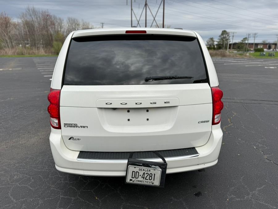 2013 Dodge Grand Caravan Crew photo