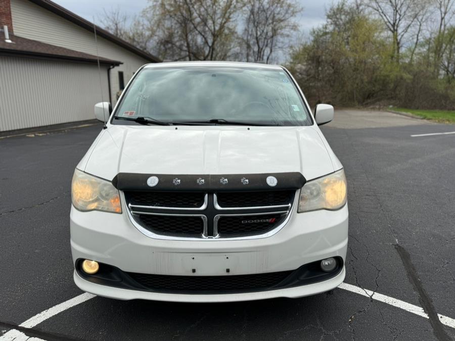 2013 Dodge Grand Caravan Crew photo