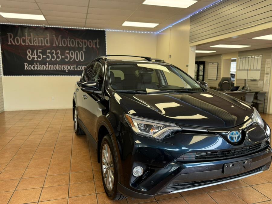 2017 Toyota RAV4 Hybrid Limited AWD (Natl) photo