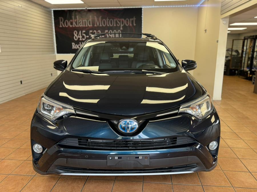 2017 Toyota RAV4 Hybrid Limited AWD (Natl) photo