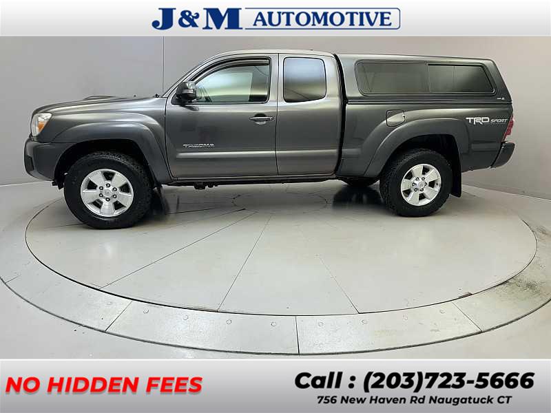 2015 Toyota Tacoma  photo