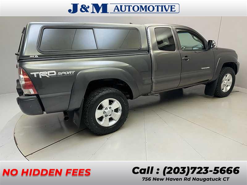 2015 Toyota Tacoma  photo