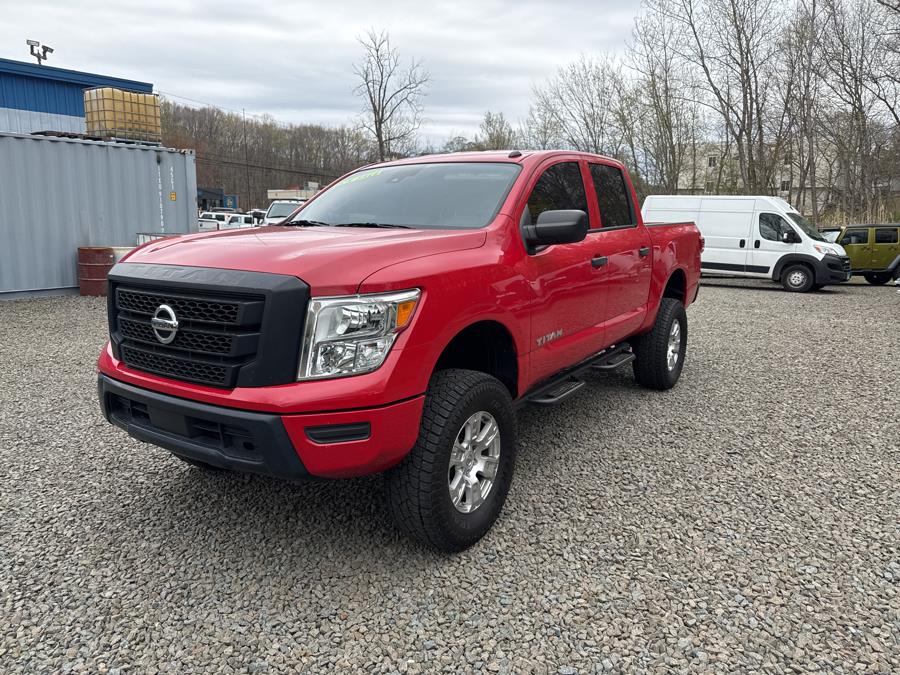 2021 Nissan Titan 4x4 Crew Cab S photo