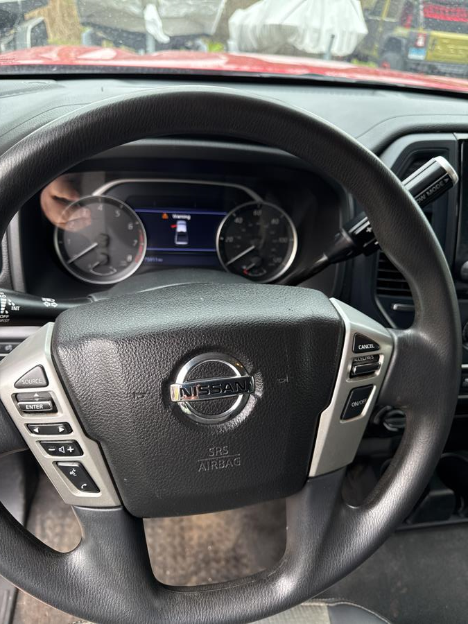 2021 Nissan Titan 4x4 Crew Cab S photo