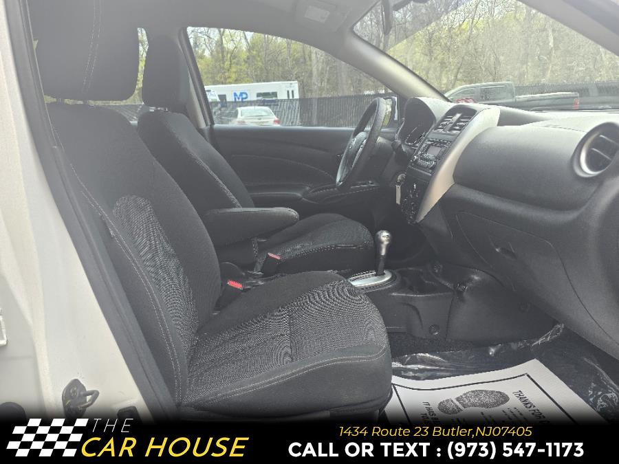2018 Nissan VERSA SEDAN S Plus CVT photo