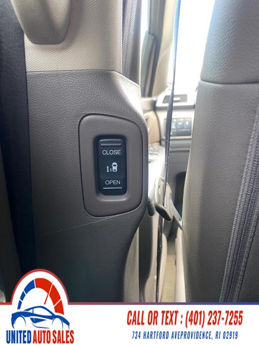 2015 Honda Odyssey 5dr EX-L photo