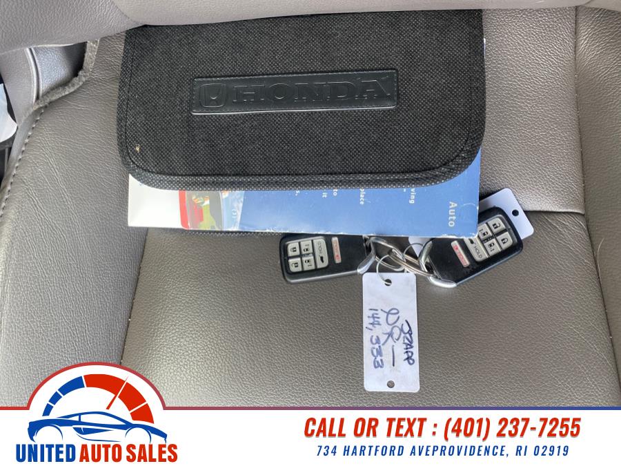 2015 Honda Odyssey 5dr EX-L photo