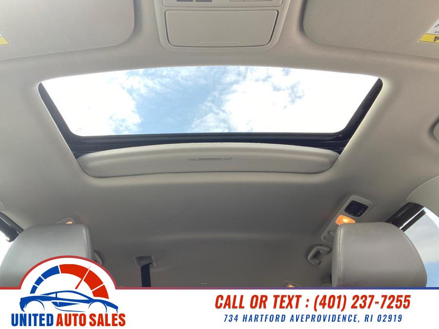 2015 Honda Odyssey 5dr EX-L photo