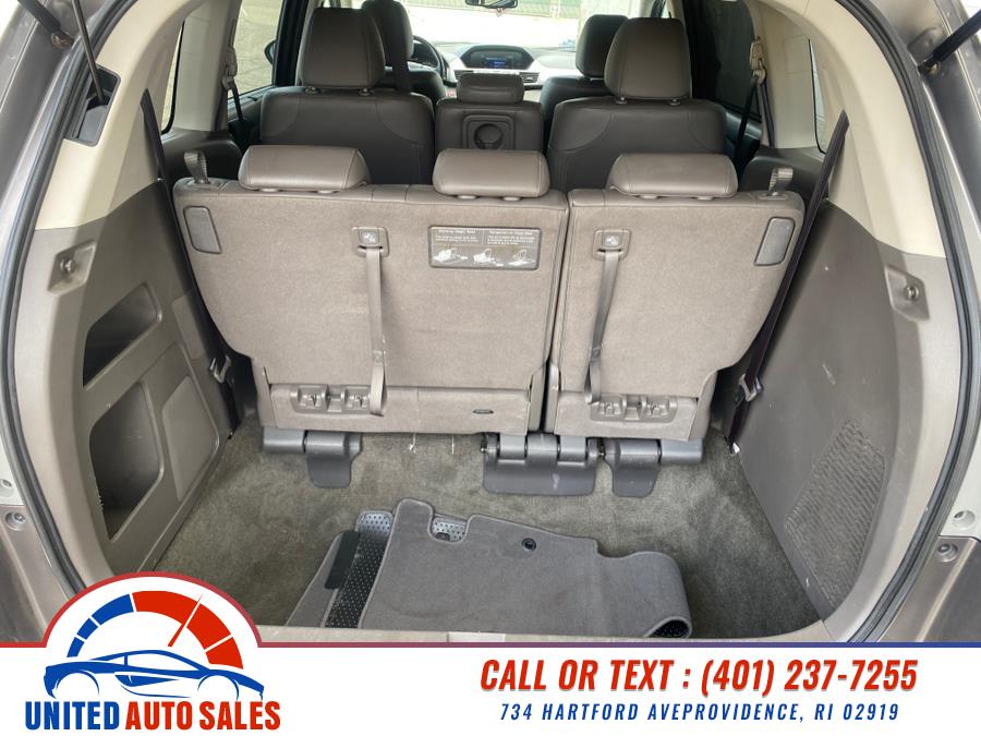 2015 Honda Odyssey 5dr EX-L photo
