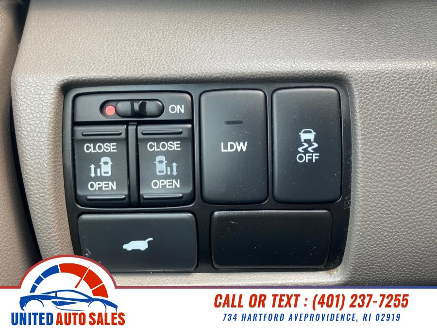 2015 Honda Odyssey 5dr EX-L photo