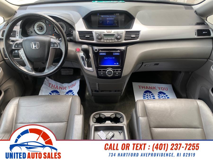 2015 Honda Odyssey 5dr EX-L photo