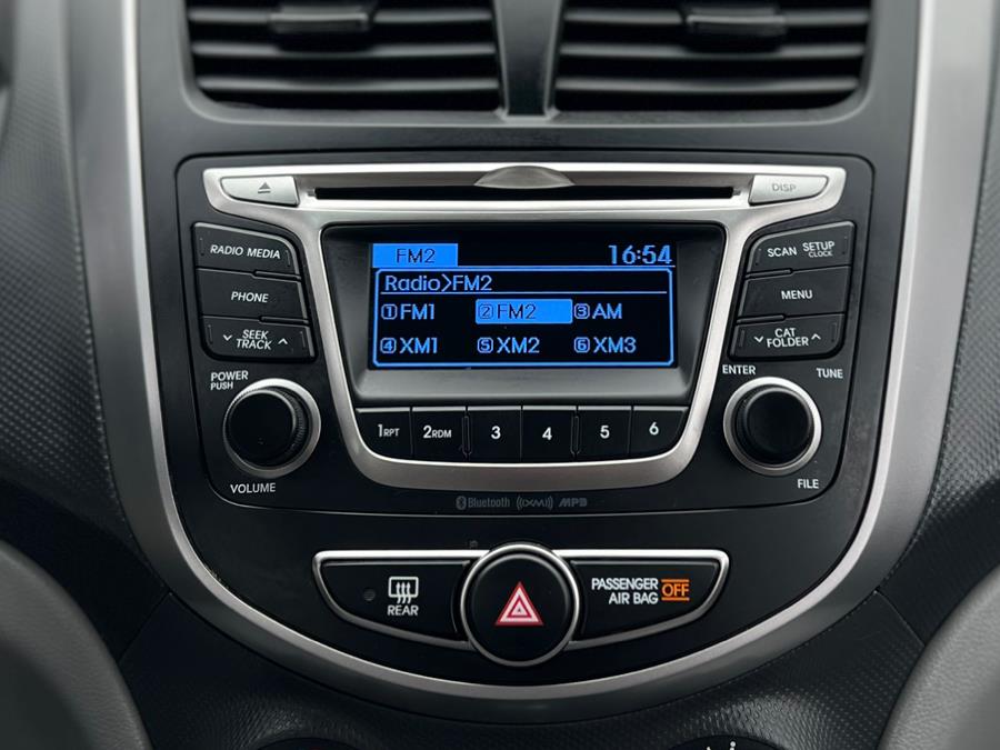 2017 Hyundai Accent SE Sedan Auto photo