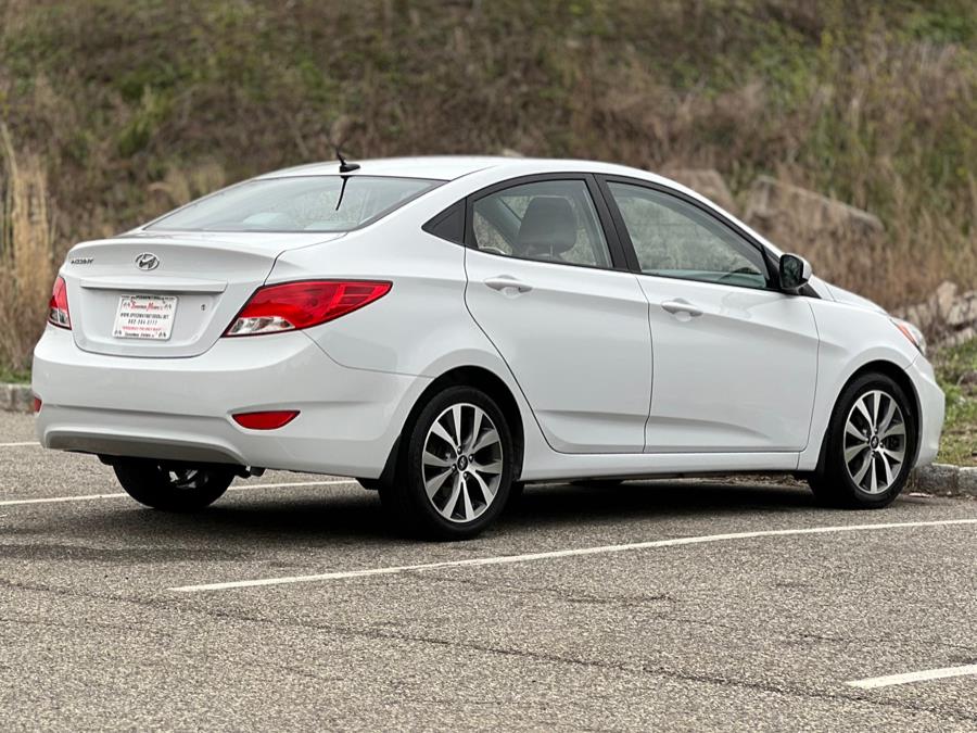2017 Hyundai Accent SE Sedan Auto photo