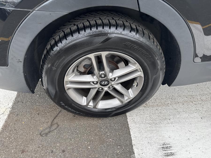 2017 Hyundai Santa Fe Sport 2.4L Auto AWD photo