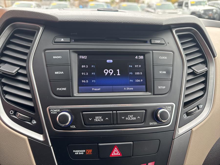 2017 Hyundai Santa Fe Sport 2.4L Auto AWD photo