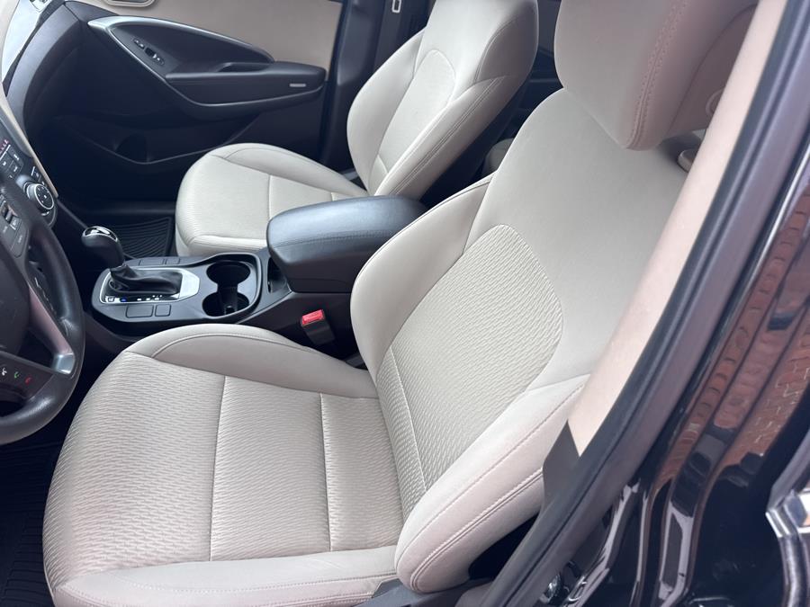 2017 Hyundai Santa Fe Sport 2.4L Auto AWD photo