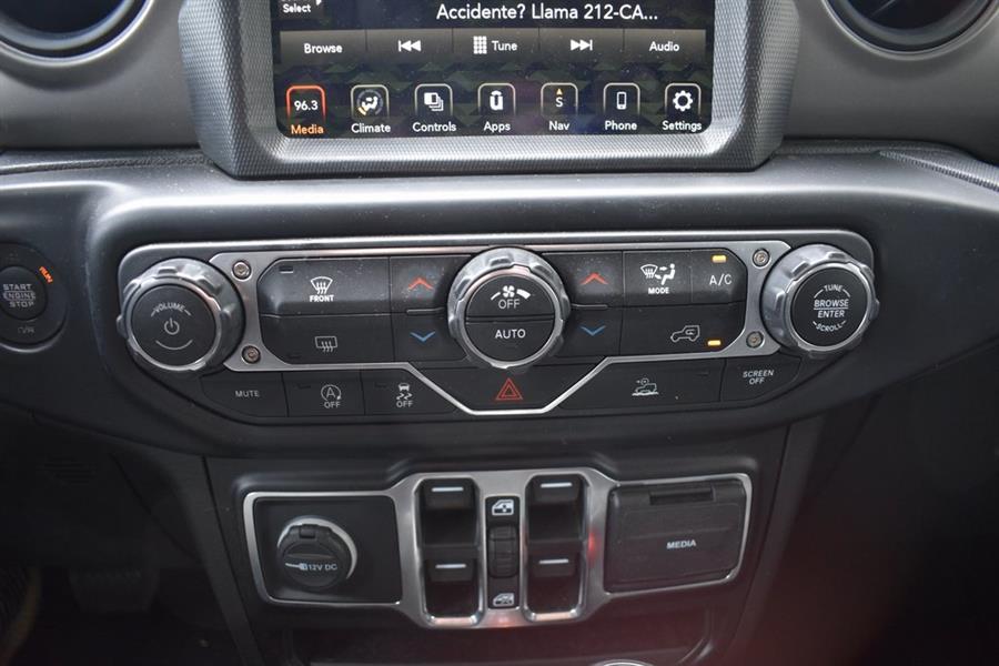 2021 Jeep Gladiator Willys photo