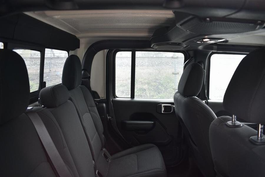 2021 Jeep Gladiator Willys photo