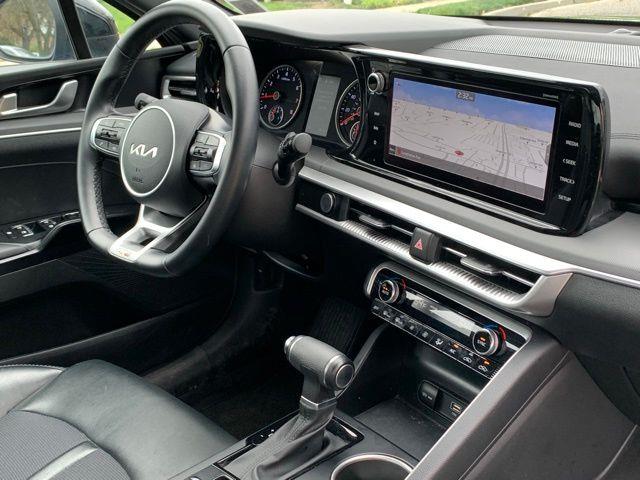 2022 Kia K5 GT-Line photo