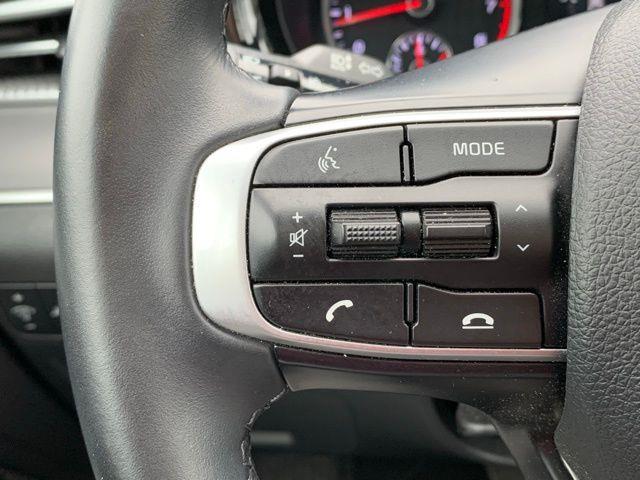 2022 Kia K5 GT-Line photo