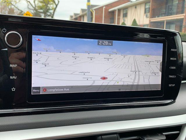2022 Kia K5 GT-Line photo