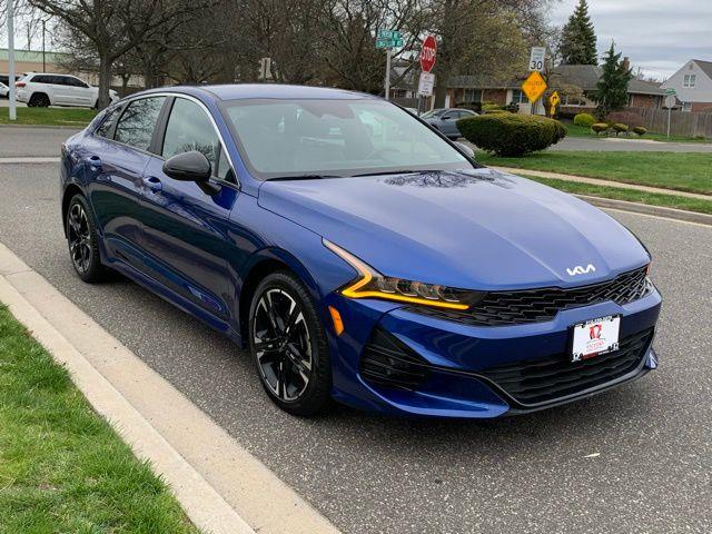 2022 Kia K5 GT-Line photo