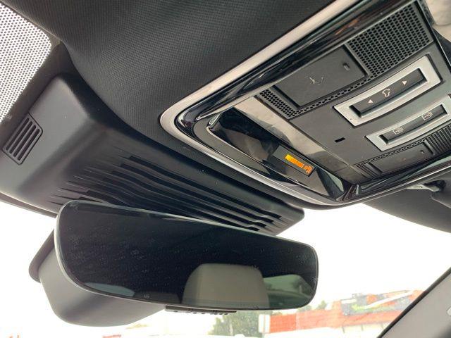 2021 Land Rover Range Rover Velar P250 R-Dynamic S photo