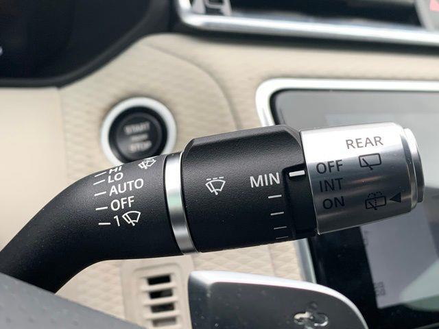 2021 Land Rover Range Rover Velar P250 R-Dynamic S photo