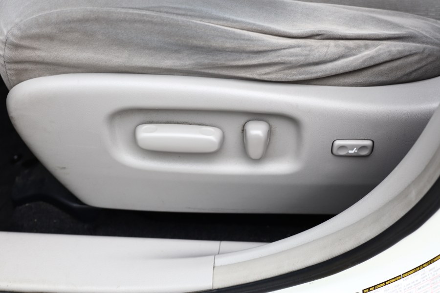 2013 Toyota Highlander Hybrid photo