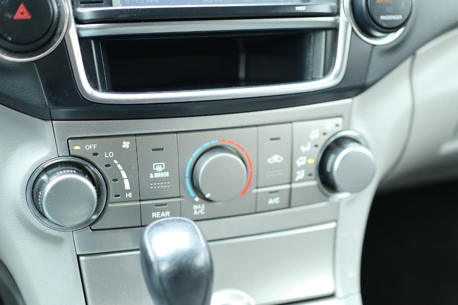 2013 Toyota Highlander Hybrid photo