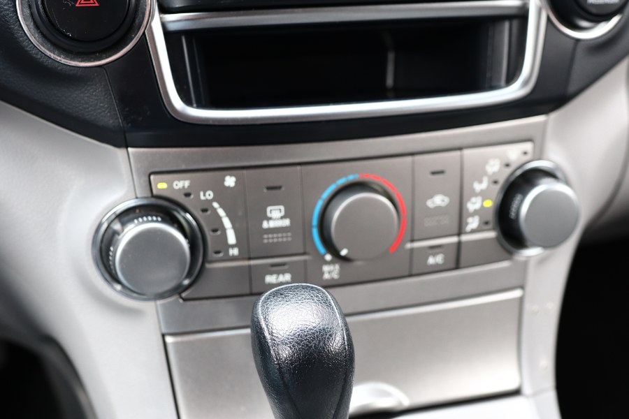 2013 Toyota Highlander Hybrid photo