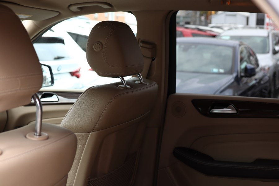 2015 Mercedes-Benz M-Class 4MATIC 4dr ML 350 photo