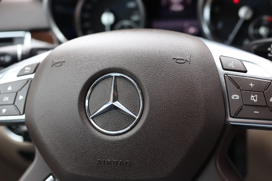 2015 Mercedes-Benz M-Class 4MATIC 4dr ML 350 photo