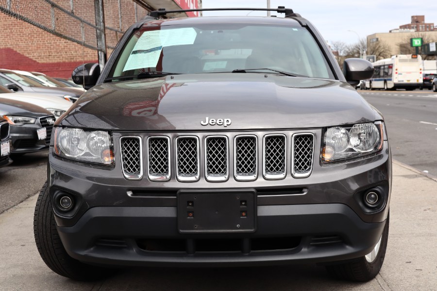 2014 Jeep Compass Latitude photo