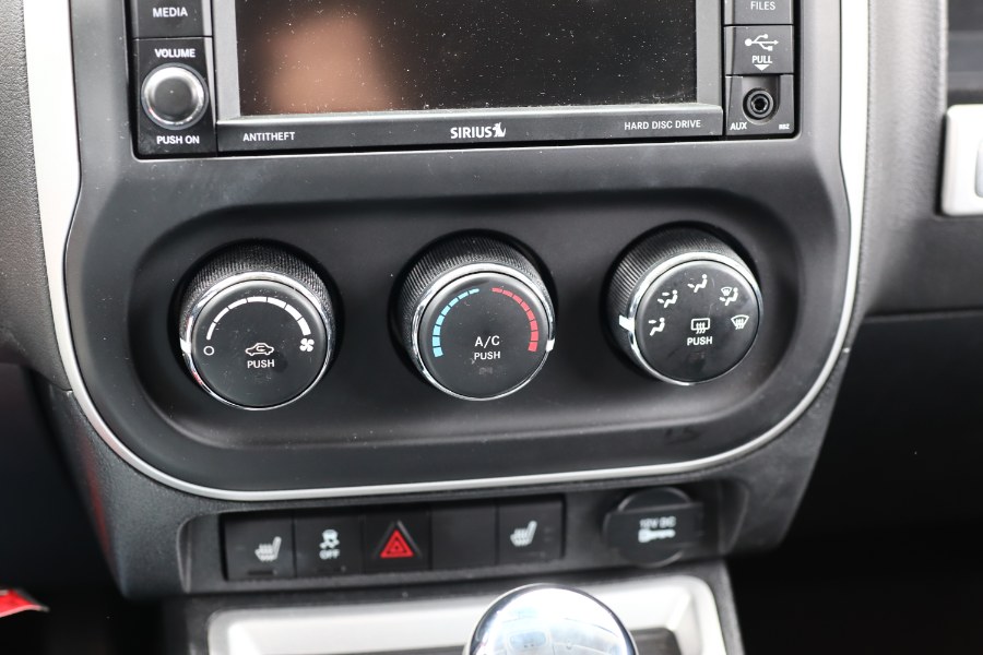 2014 Jeep Compass Latitude photo