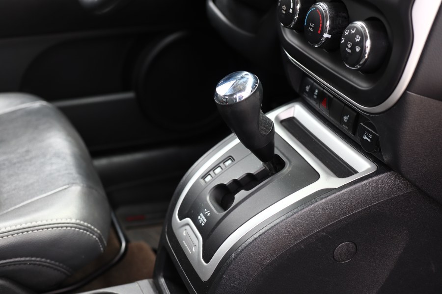 2014 Jeep Compass Latitude photo