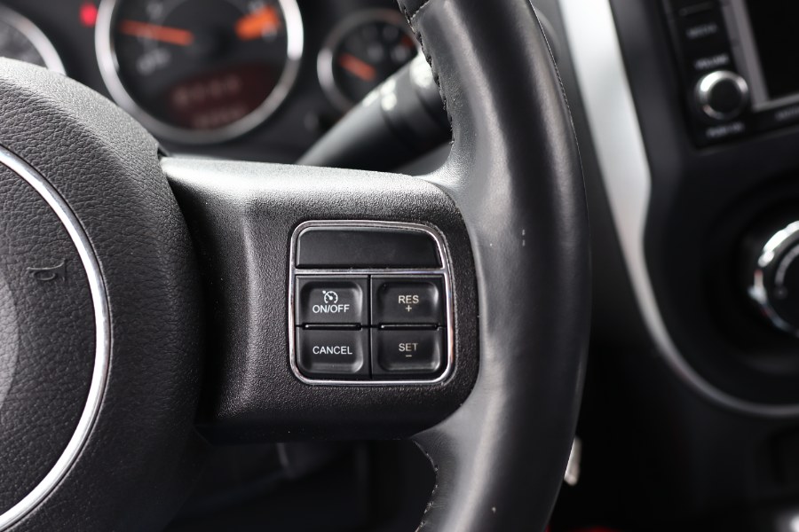 2014 Jeep Compass Latitude photo