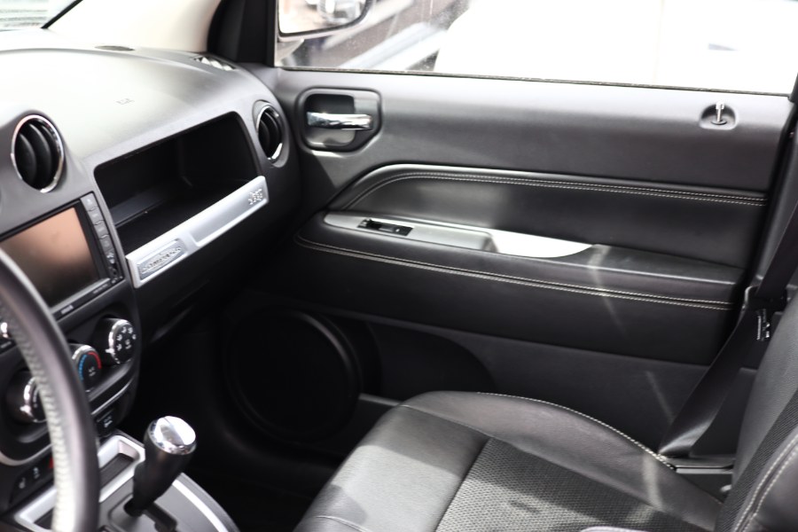 2014 Jeep Compass Latitude photo