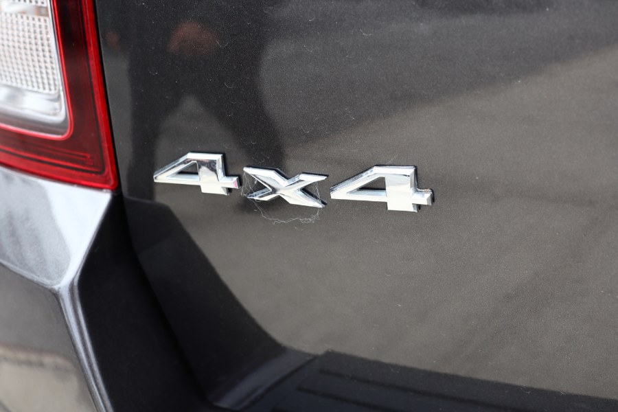 2014 Jeep Compass Latitude photo