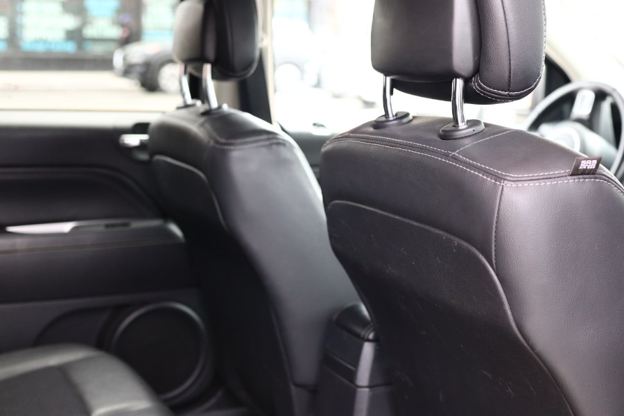 2014 Jeep Compass Latitude photo