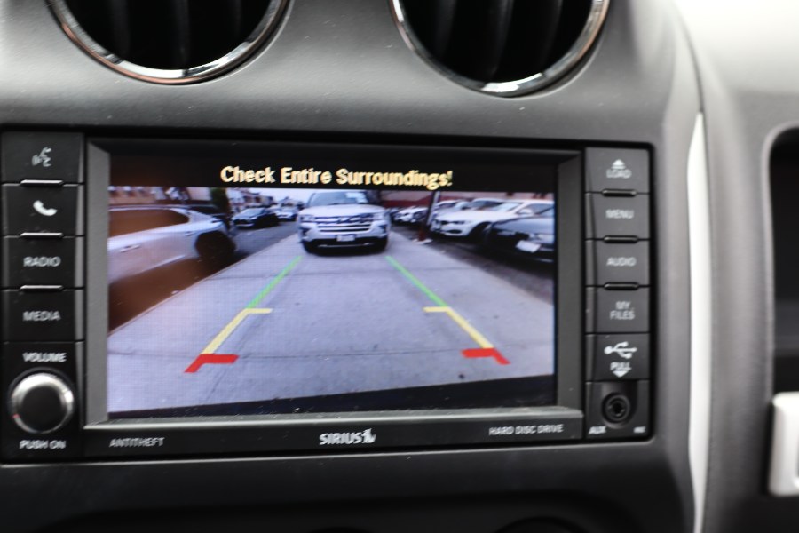2014 Jeep Compass Latitude photo